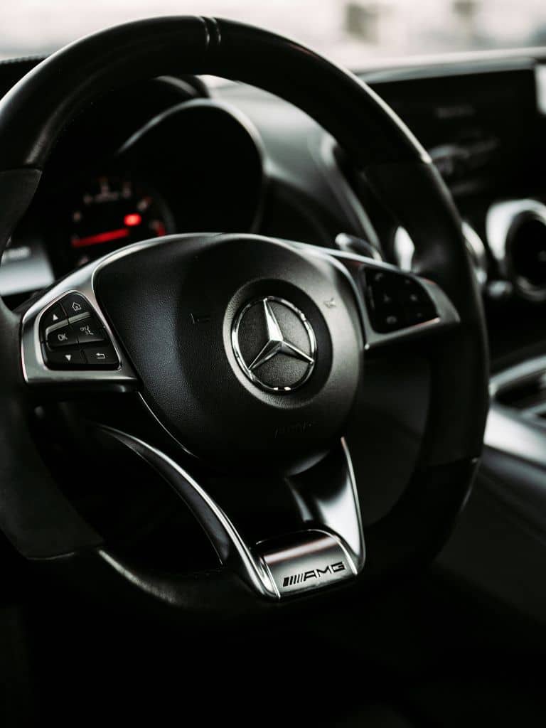 mercedes black steering