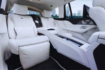 white interior 1
